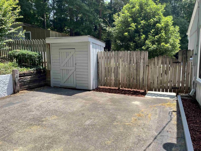 7535 Holly Springs Rd, Raleigh, NC 27606