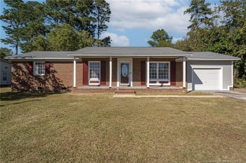 7536 Cliffbourne Dr, Fayetteville, NC 28303