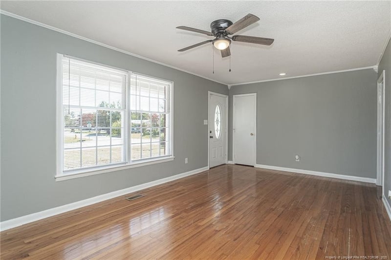 7536 Cliffbourne Dr, Fayetteville, NC 28303