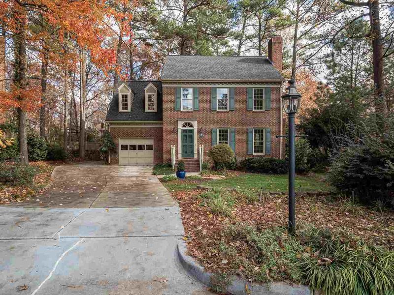 7536 Drayton Ct, Raleigh, NC 27615