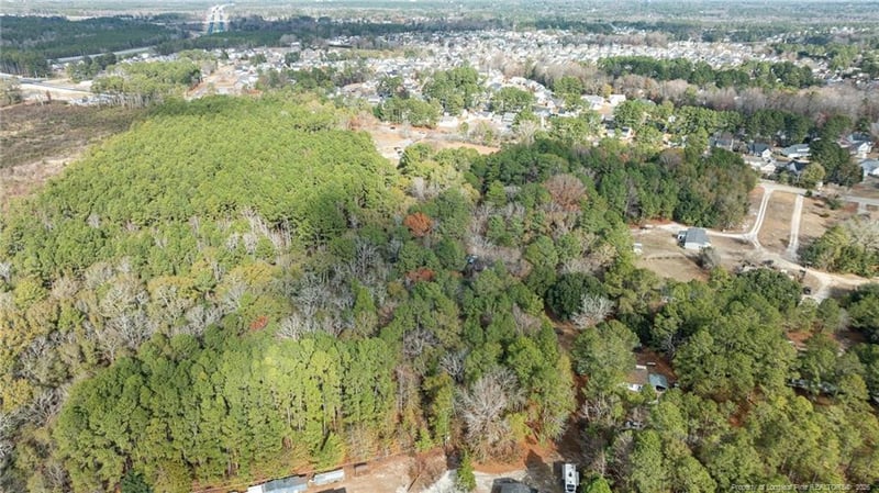 7536 Glen Raven Dr, Fayetteville, NC 28306