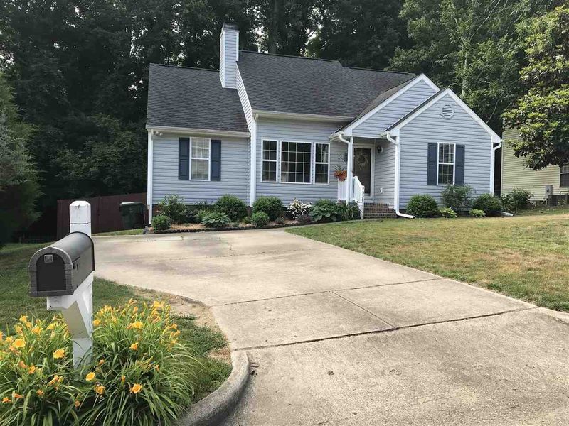 7536 Thebes Dr, Raleigh, NC 27616