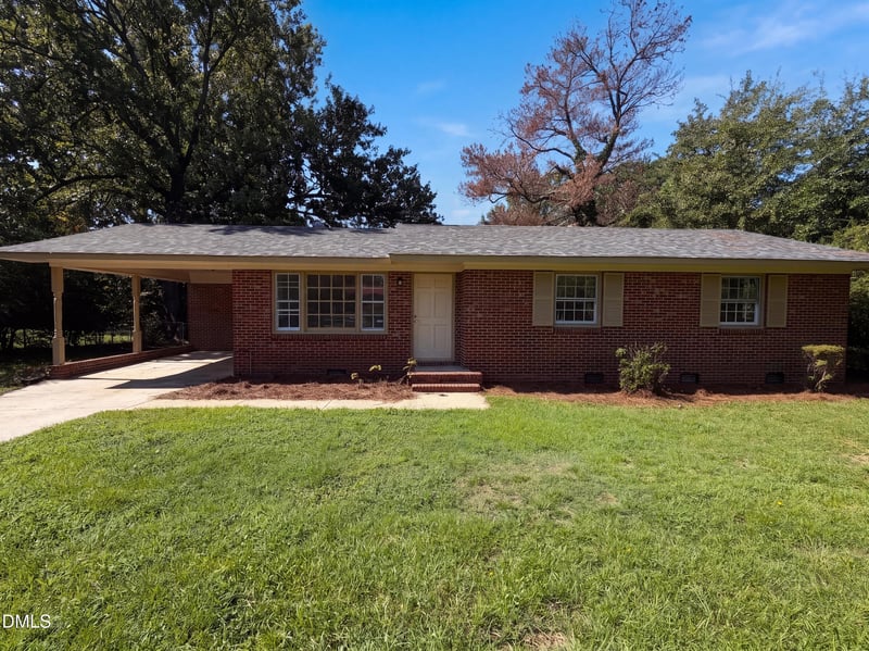 7539 Overbrook Dr, Fayetteville, NC 28303