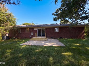 7539 Overbrook Dr, Fayetteville, NC 28303