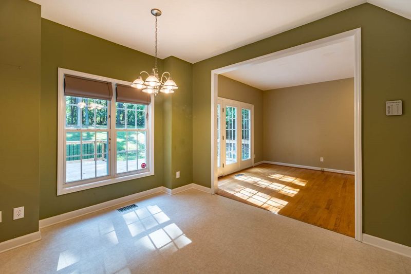 754 Jamestown Rd, Pittsboro, NC 27312