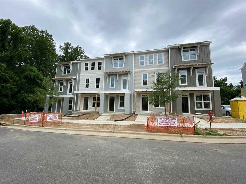 754 Peakland Pl, Raleigh, NC 27604
