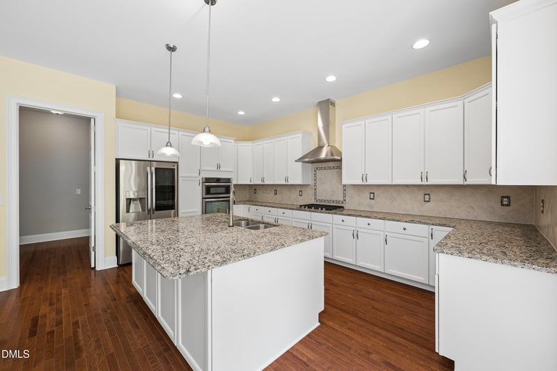 7540 Hasentree Club Dr, Wake Forest, NC 27587