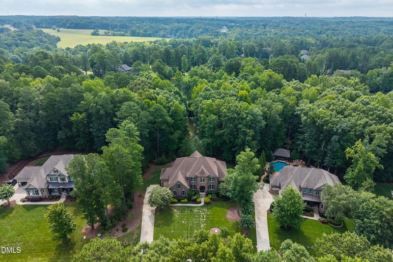 7540 Hasentree Club Dr, Wake Forest, NC 27587