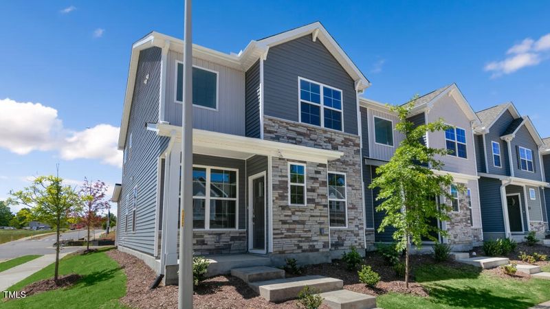 755 Andrade Dr, Fuquay Varina, NC 27526
