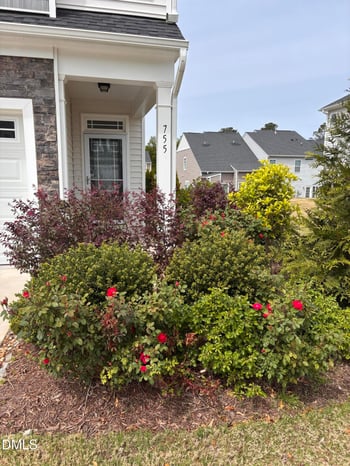 755 Creekway Dr, Fuquay Varina, NC 27526