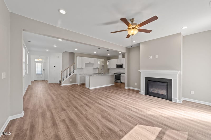 755 Creekway Dr, Fuquay Varina, NC 27526