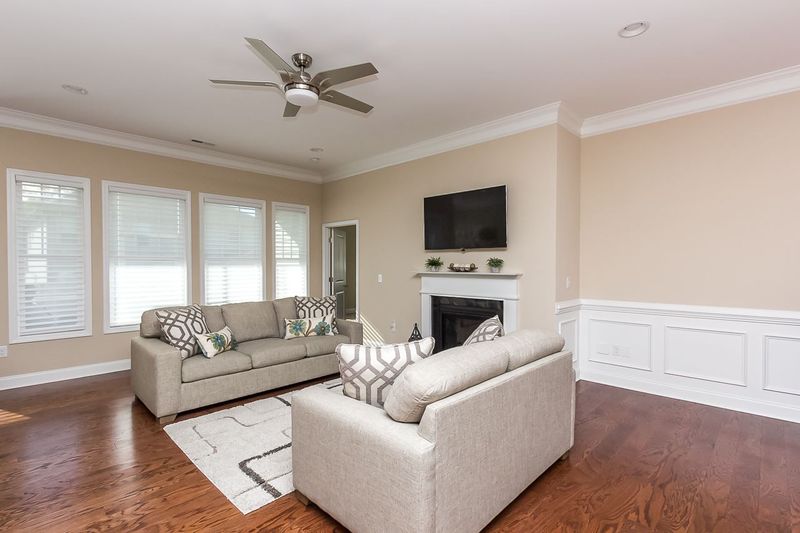 7556 Oakberry Dr, Raleigh, NC 27616
