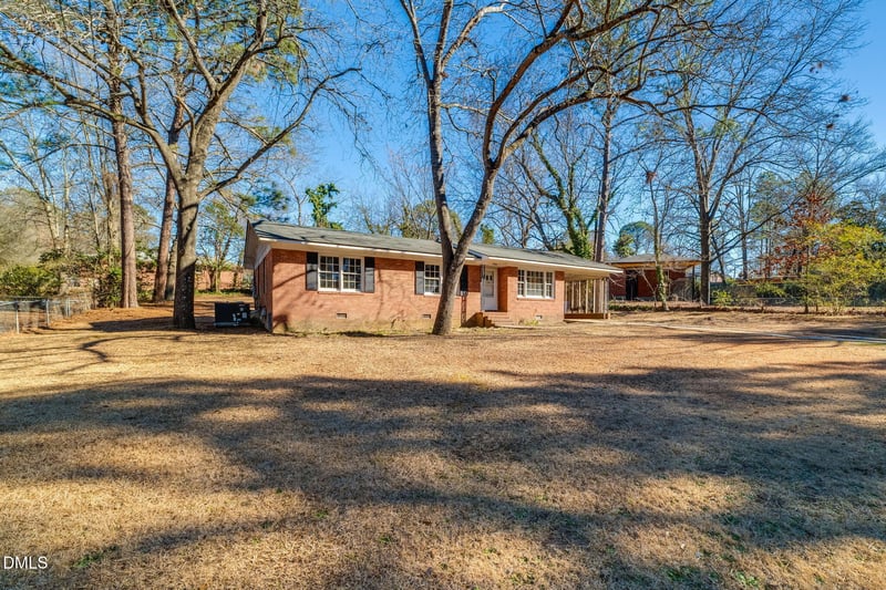 7560 Carrollburg Dr, Fayetteville, NC 28303