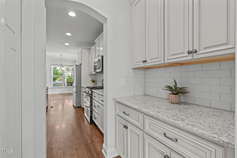 757 Ancient Oaks Dr, Holly Springs, NC 27540