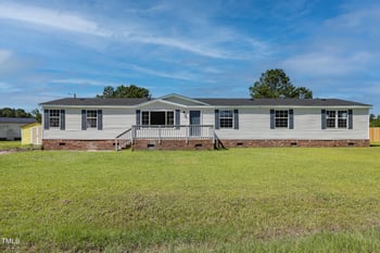 757 Precision Ct, Hope Mills, NC 28348
