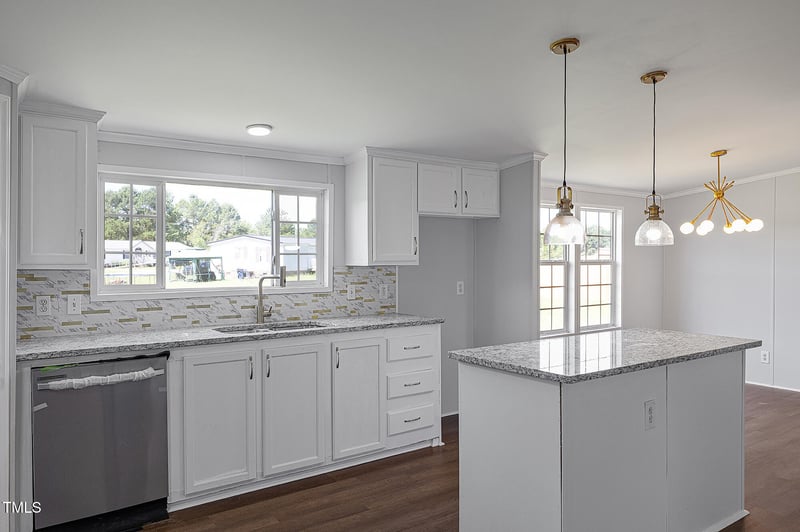 757 Precision Ct, Hope Mills, NC 28348