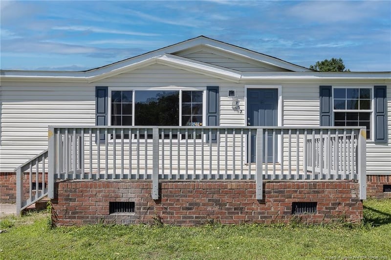 757 Precision Ct, Hope Mills, NC 28348