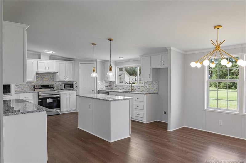 757 Precision Ct, Hope Mills, NC 28348