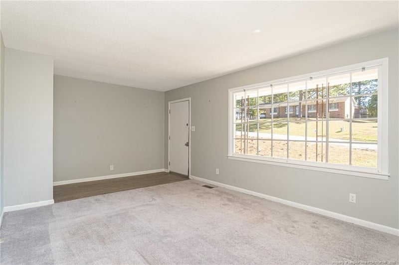 758 Amber Dr, Fayetteville, NC 28311