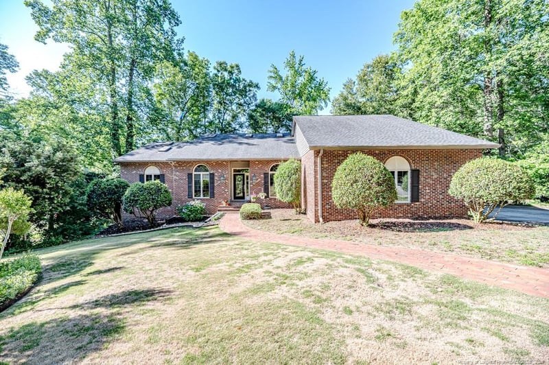 758 Turnbury Ct, Sanford, NC 27332
