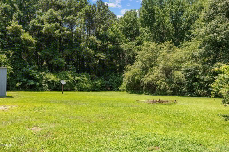 7595 Clayton Blvd #B, Clayton, NC 27520