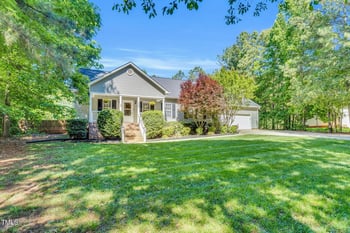 76 Bergeson Ct, Fuquay Varina, NC 27526