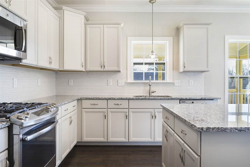 76 Bowhill Dr, Clayton, NC 27527