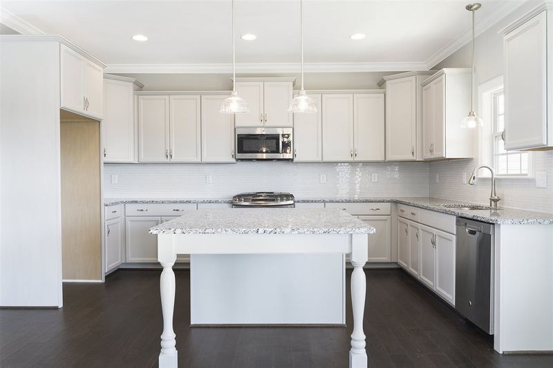76 Bowhill Dr, Clayton, NC 27527