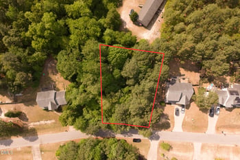 76 Briarwood Pl, Sanford, NC 27332