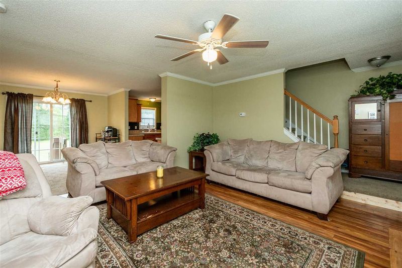 76 Circle G Ln, Willow Springs, NC 27592