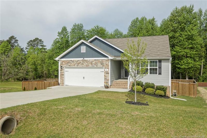 76 Doonbeg Dr, Fuquay Varina, NC 27526