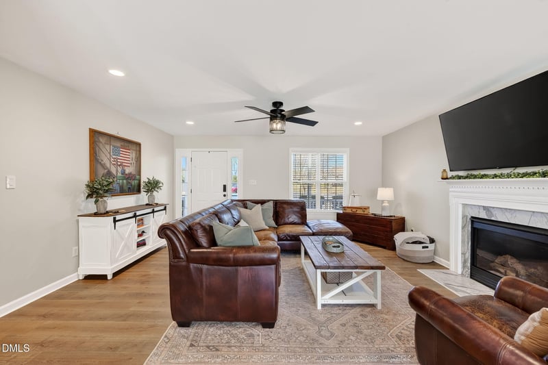 76 Fernway Cir, Fuquay Varina, NC 27526