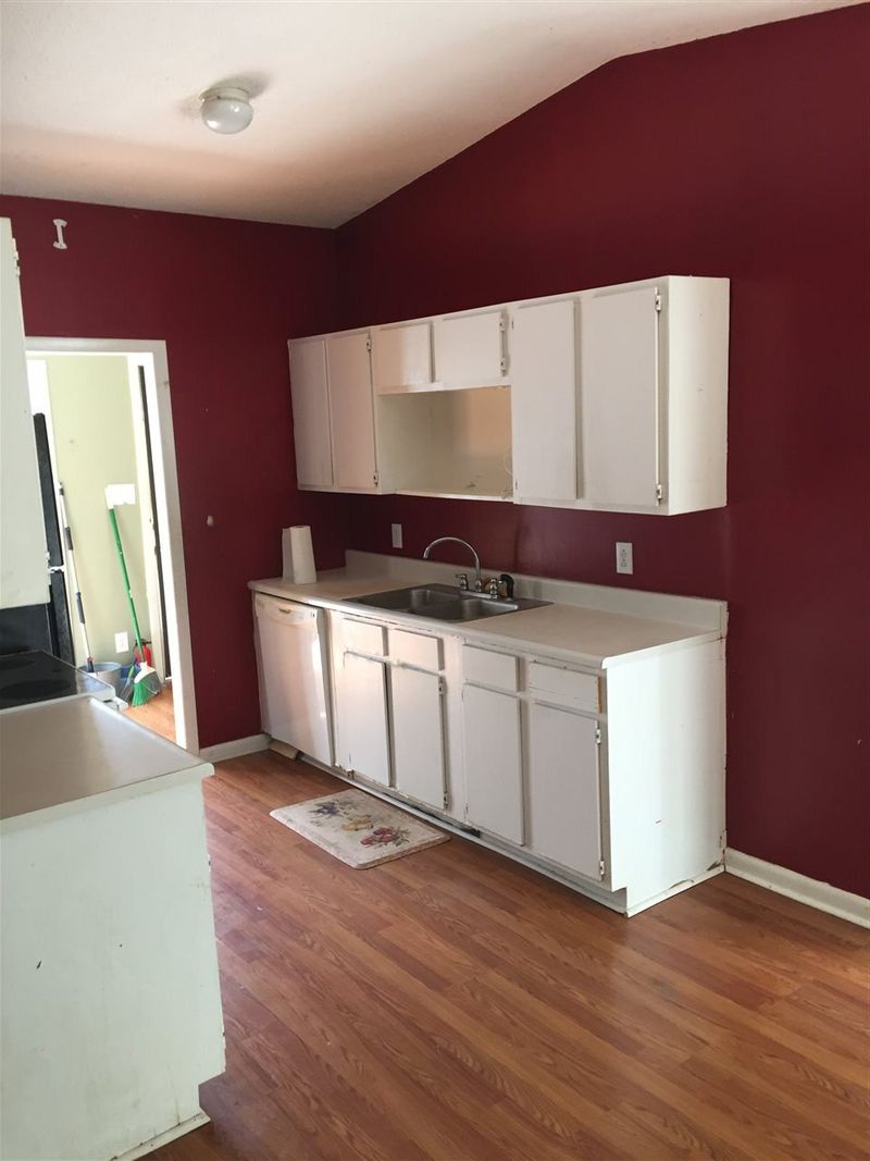 76 N Green Tree Trl, Chapel Hill, NC 27516