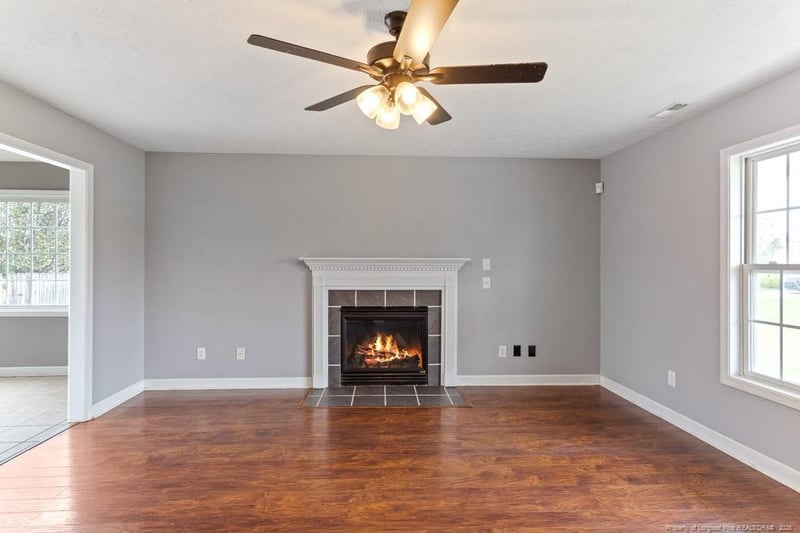 76 Lansing Ct, Sanford, NC 27332