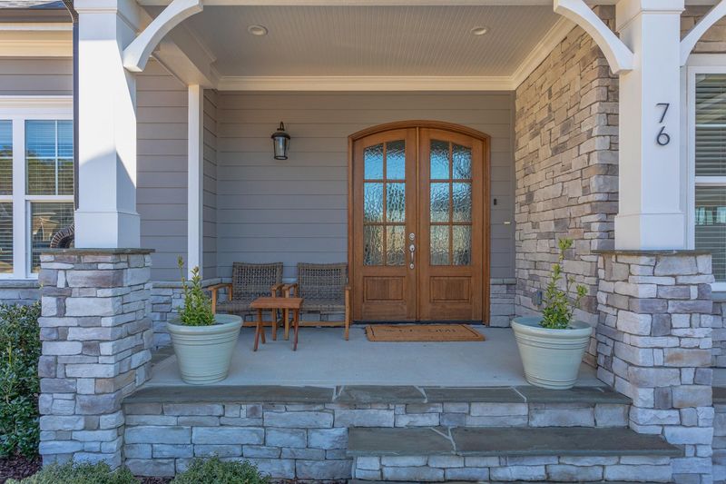 76 Lystra Grant Ct, Chapel Hill, NC 27517