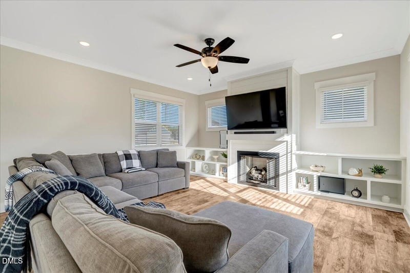 76 Sourgum Ct, Zebulon, NC 27597