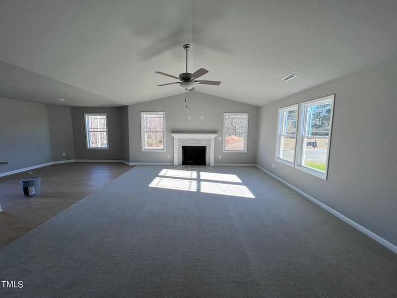 76 Starry Sky Dr, Benson, NC 27504
