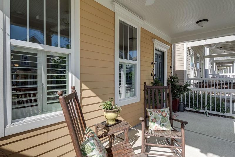 76 Summersweet Ln, Chapel Hill, NC 27516