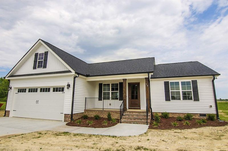 76 Whistle Stop Ln, Smithfield, NC 27577