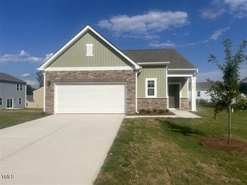 760 Shepard Rock Dr, Zebulon, NC 27597