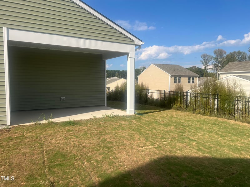 760 Shepard Rock Dr, Zebulon, NC 27597
