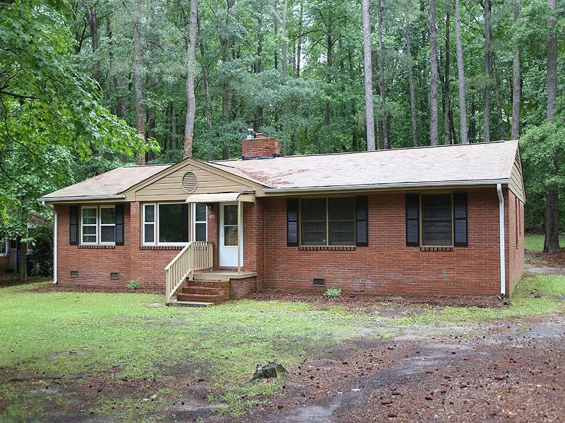 760 St George Rd, Raleigh, NC 27610