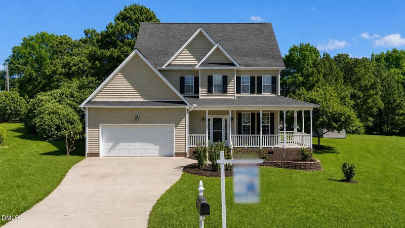 7601 Eagle Chase Dr, Willow Springs, NC 27592