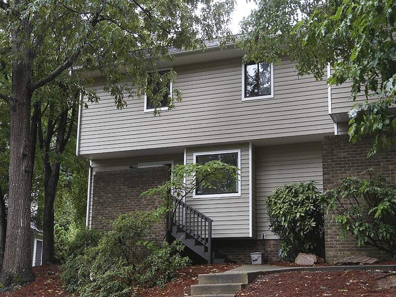 7602 Bryna Ct, Raleigh, NC 27615