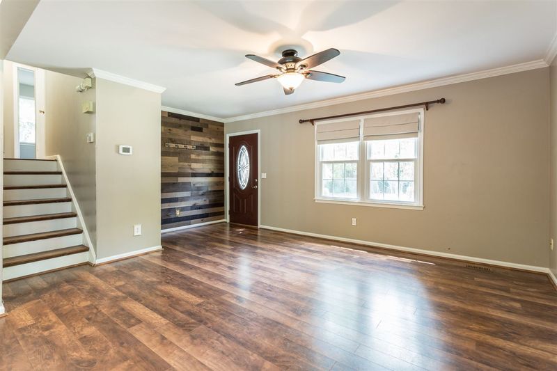 7604 Copper Mine Ln, Raleigh, NC 27615