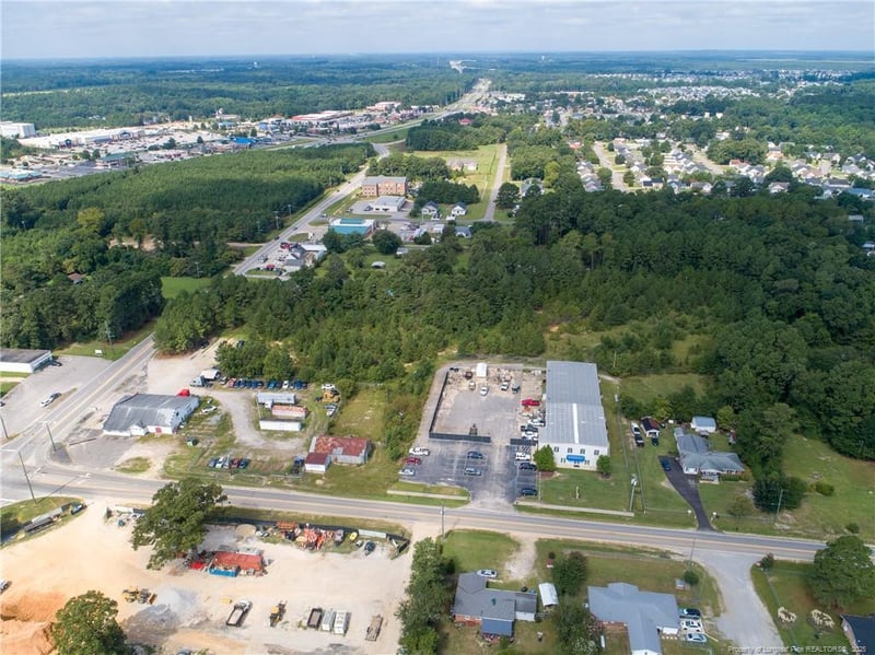 7604 Raeford Rd, Fayetteville, NC 28304