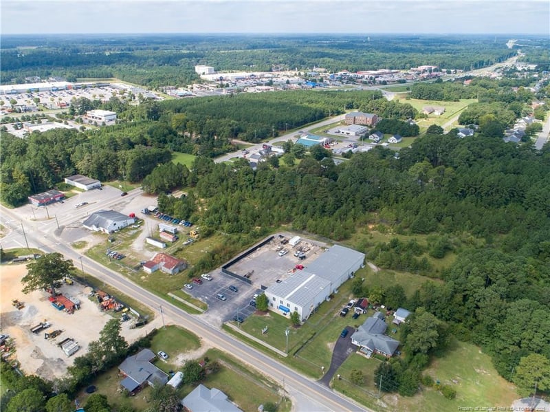 7604 Raeford Rd, Fayetteville, NC 28304