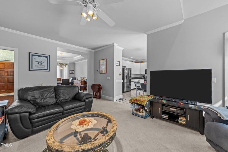 7605 Pats Branch Dr, Raleigh, NC 27612