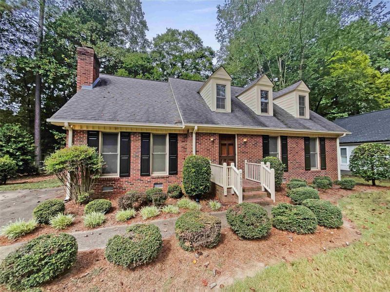 7605 Valley Run Dr, Raleigh, NC 27615