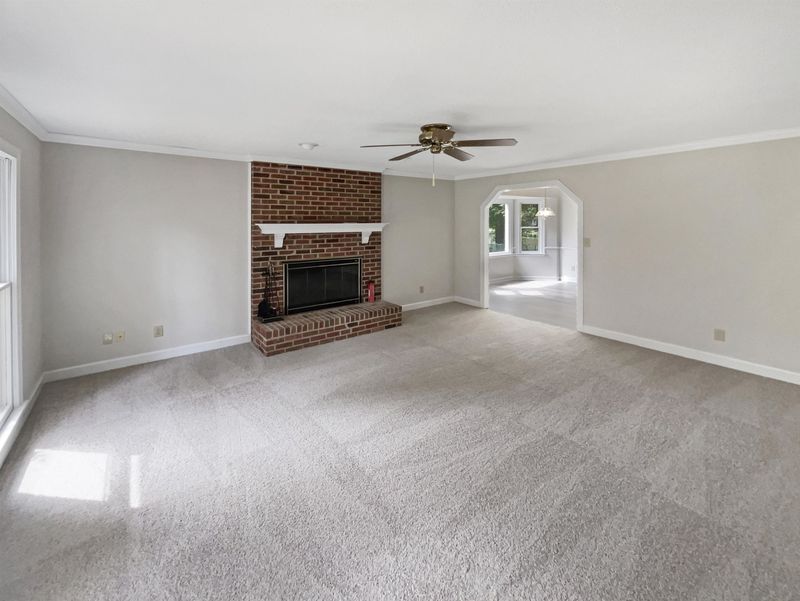 7605 Valley Run Dr, Raleigh, NC 27615